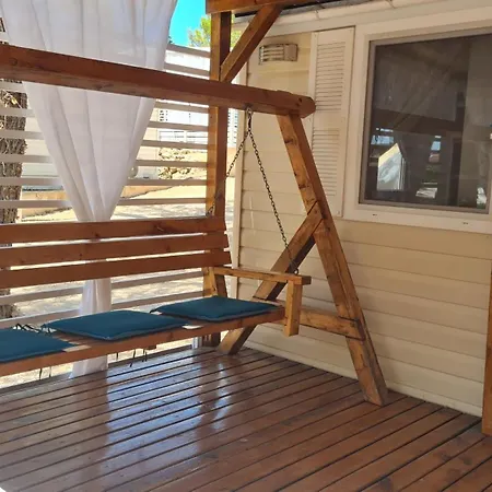 Διαμέρισμα Mobile Loti *